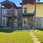 La Perla Del D Orta Apartmán