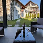 La Perla Del D Orta Apartmán *