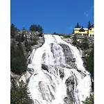 La Perla Del D Orta * 奥梅尼亚