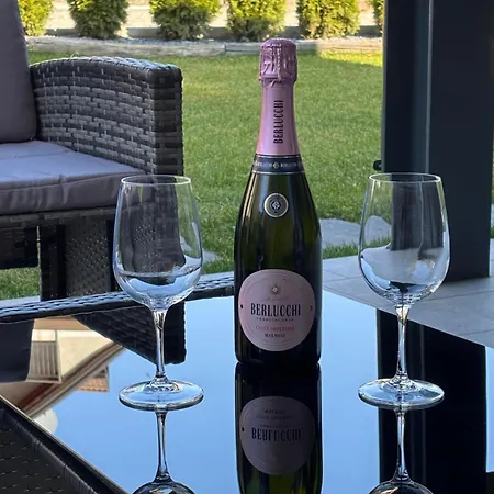 La Perla Del D Orta Lejlighed