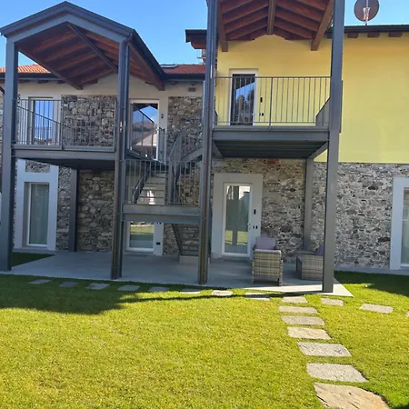 La Perla Del D Orta Daire